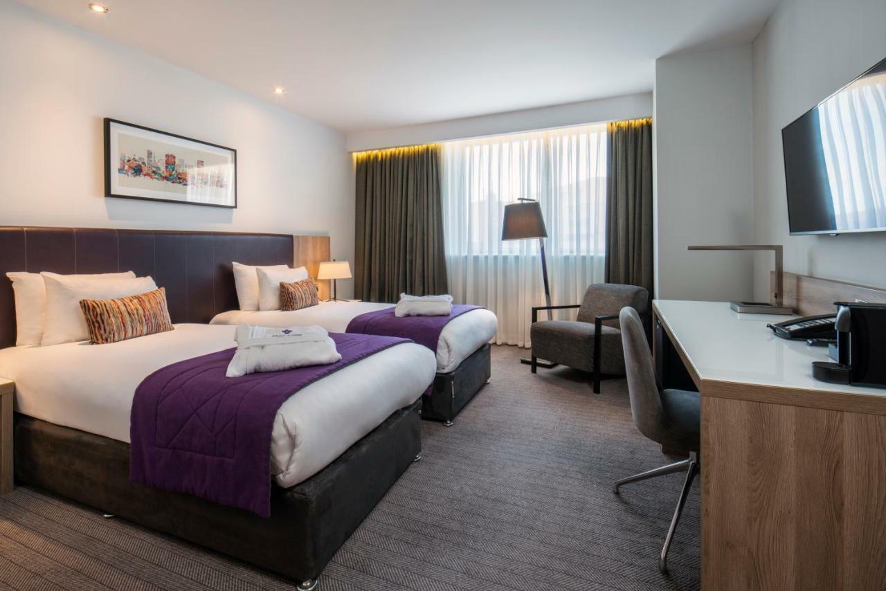 Отель Park Regis 4*